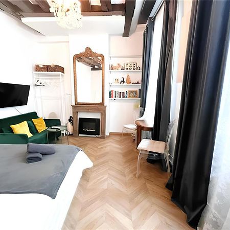 Seine Apartment Париж Экстерьер фото